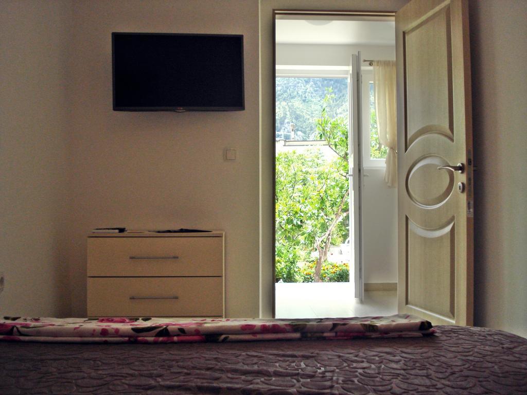 Kotor Kelly Apartments Стая снимка