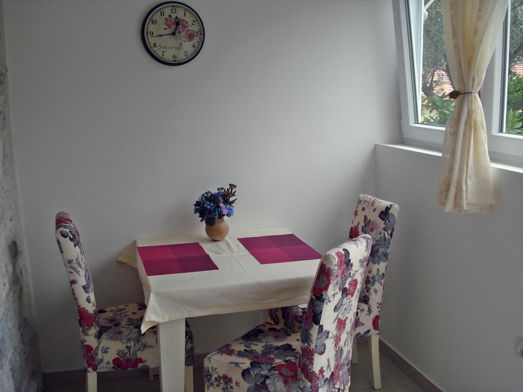 Kotor Kelly Apartments Стая снимка